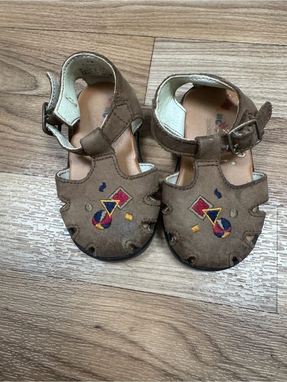 Munchkin Stride Rite Sz 4 Toddler Brown Leather Sandals with Colorful Embroidery